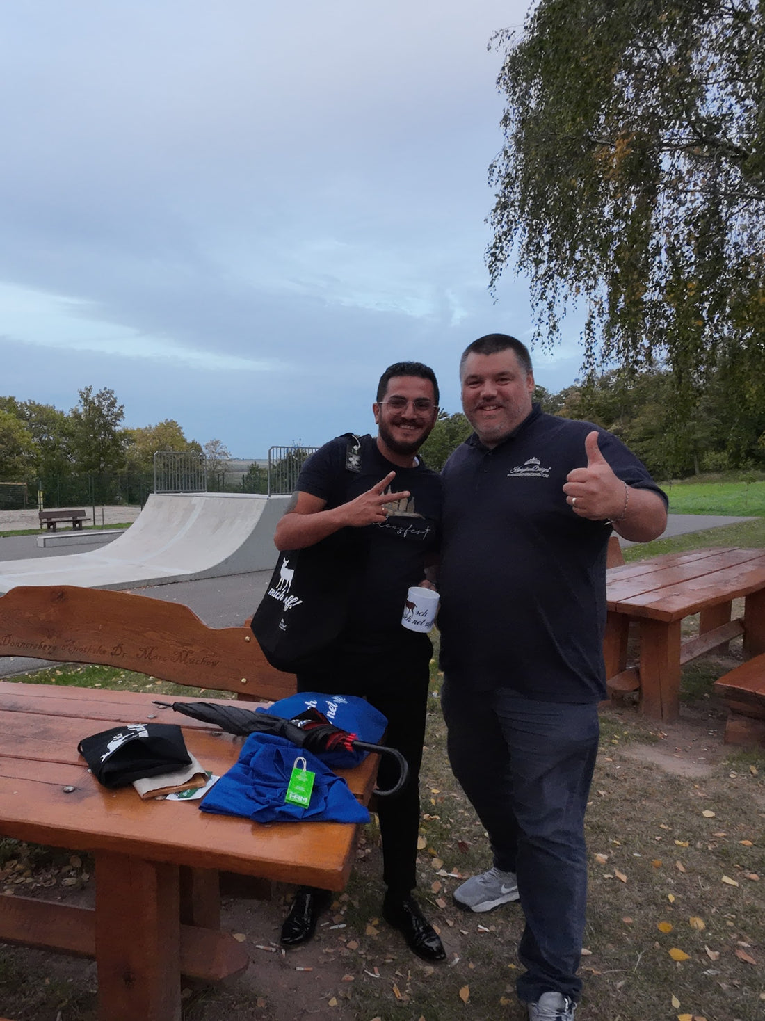 Gewinnübergabe vom ResidenzfestShirt