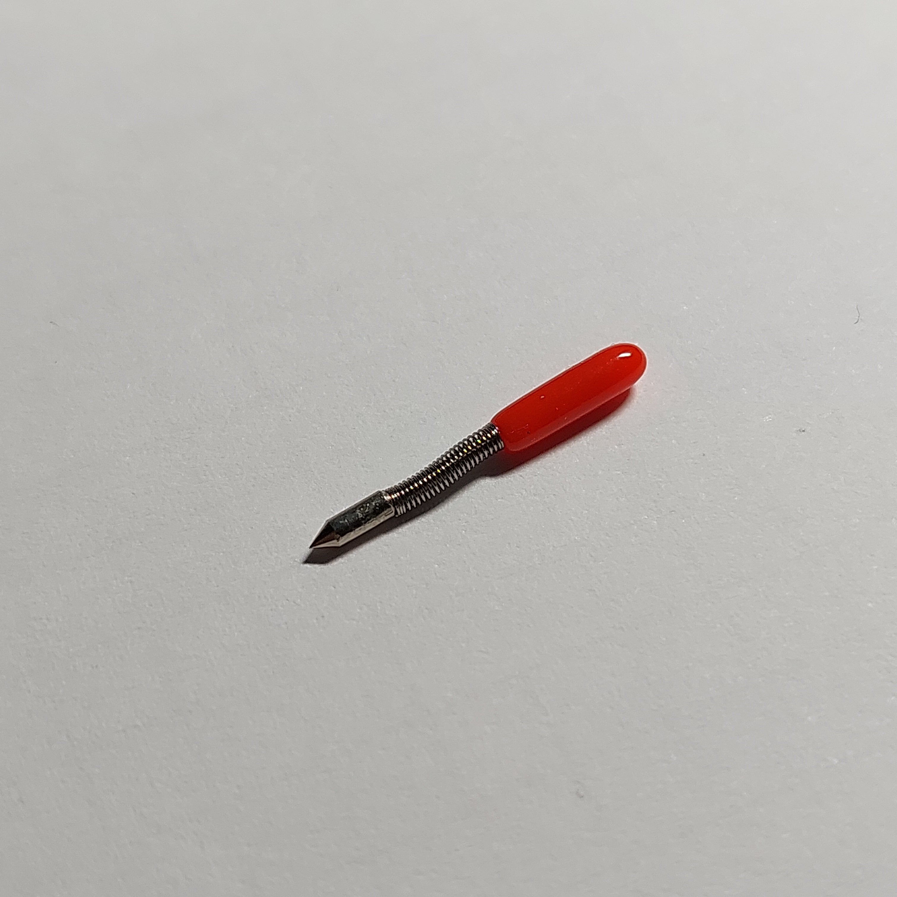 CB09 "Standard" - Klinge 45° - rote Kappe